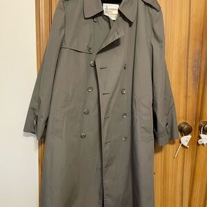 Vintage London Fog Men's Gray Double-Breasted Trench Coat 42 Reg